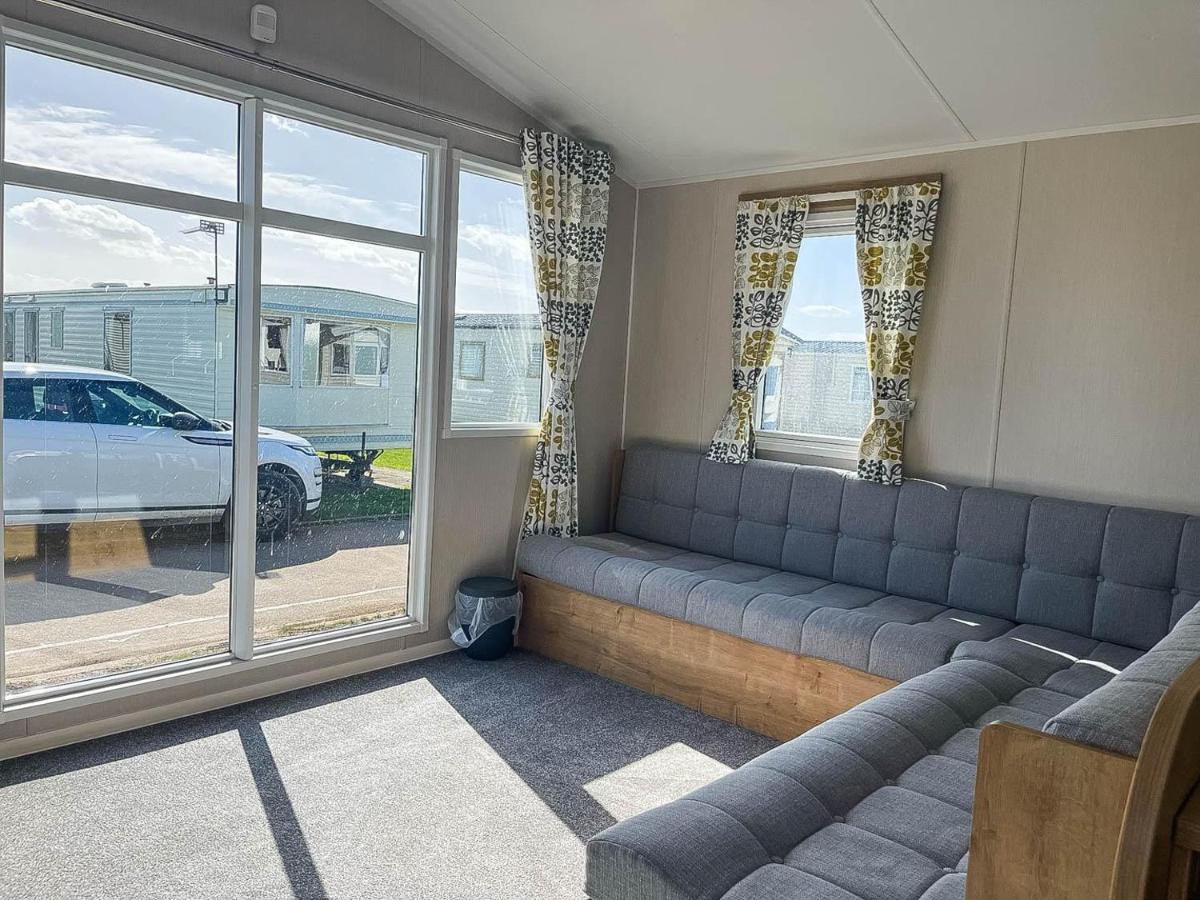 Lovely 8 Berth Caravan For Hire At Barmston Beach Holiday Park Ref 62002O Hotell Lund Eksteriør bilde