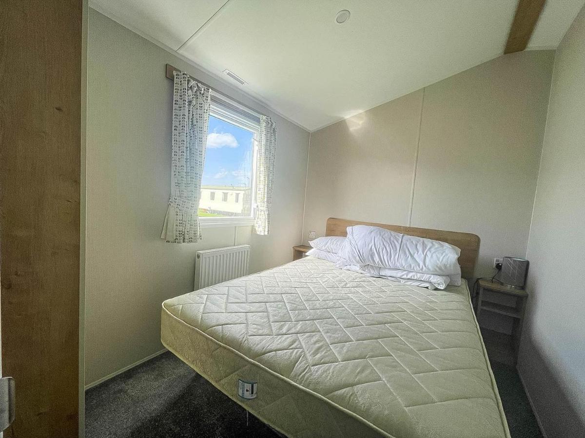 Lovely 8 Berth Caravan For Hire At Barmston Beach Holiday Park Ref 62002O Hotell Lund Eksteriør bilde